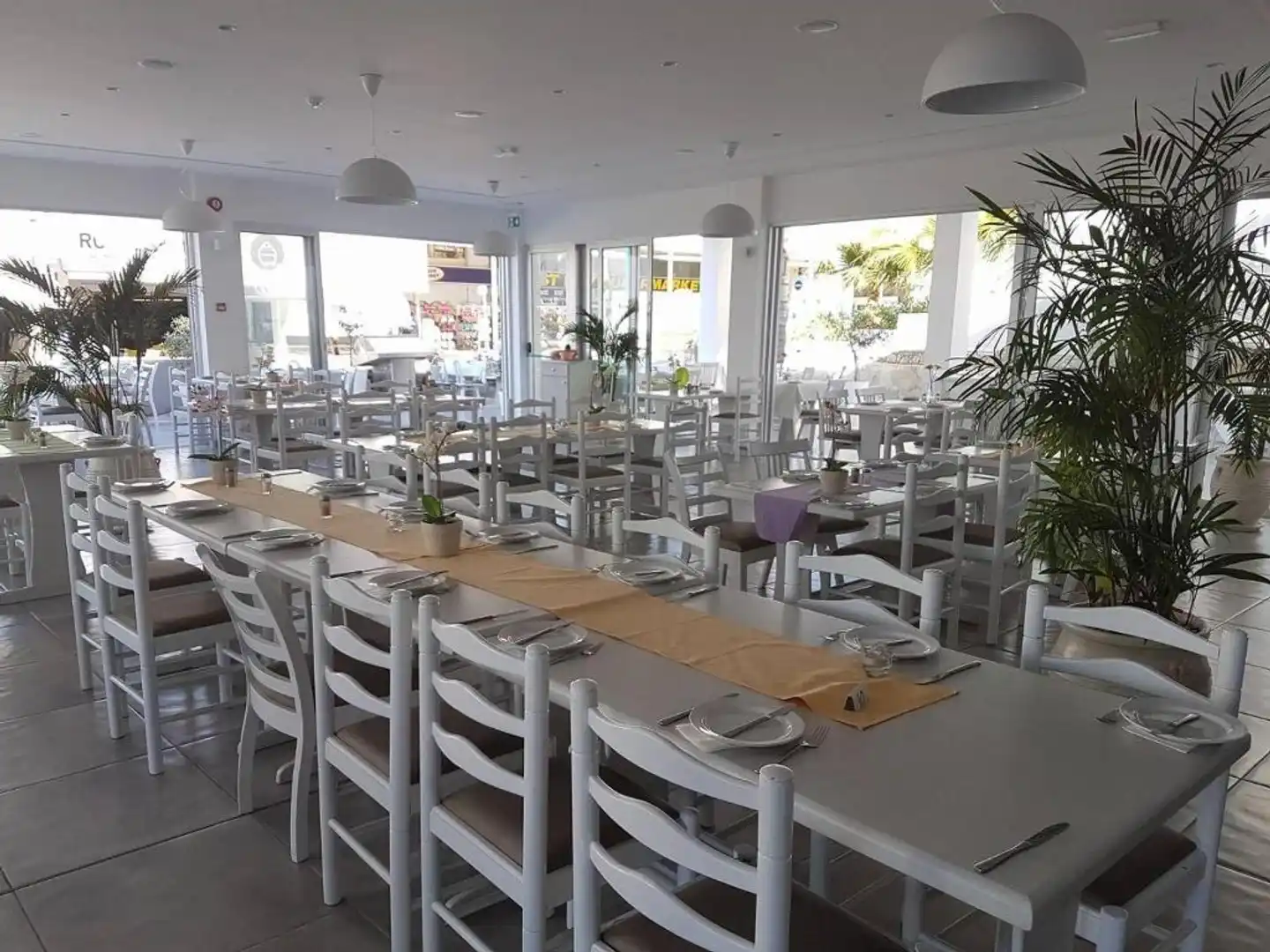 Melini Hotel Apartments Restaurant