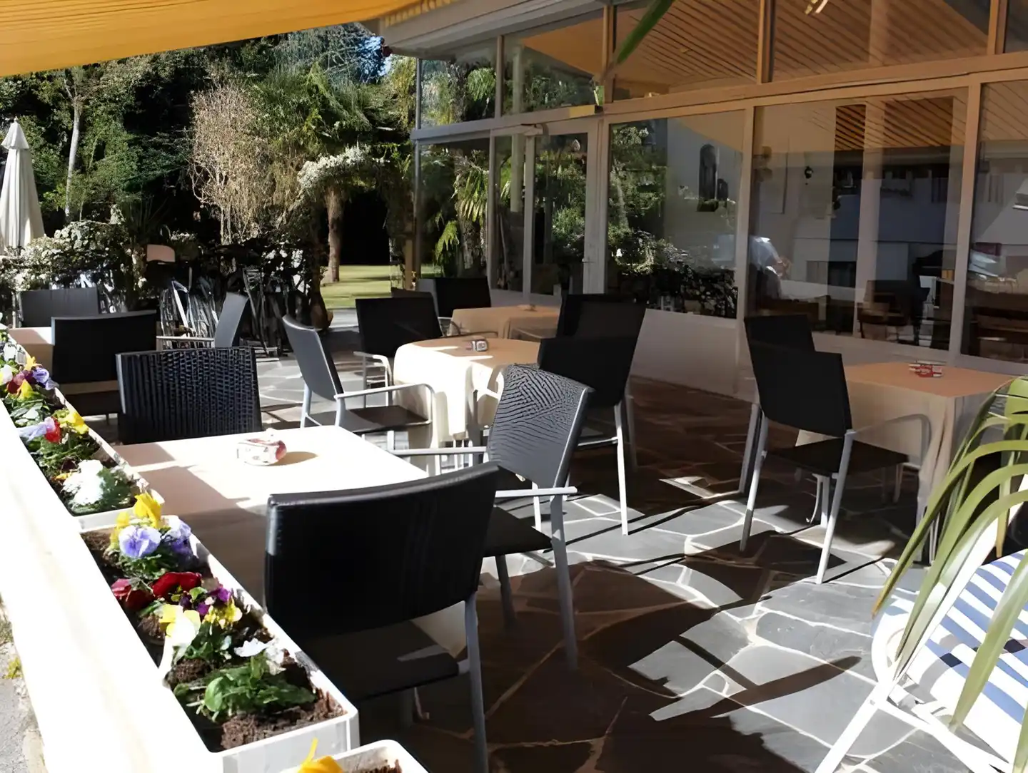 Luna Restaurant