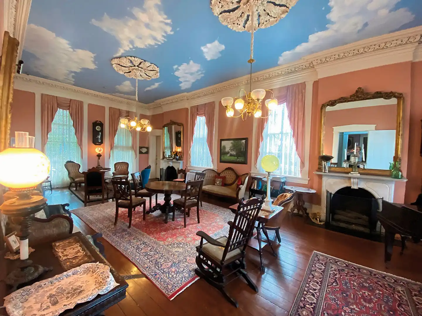 Corners Mansion Inn Lobby