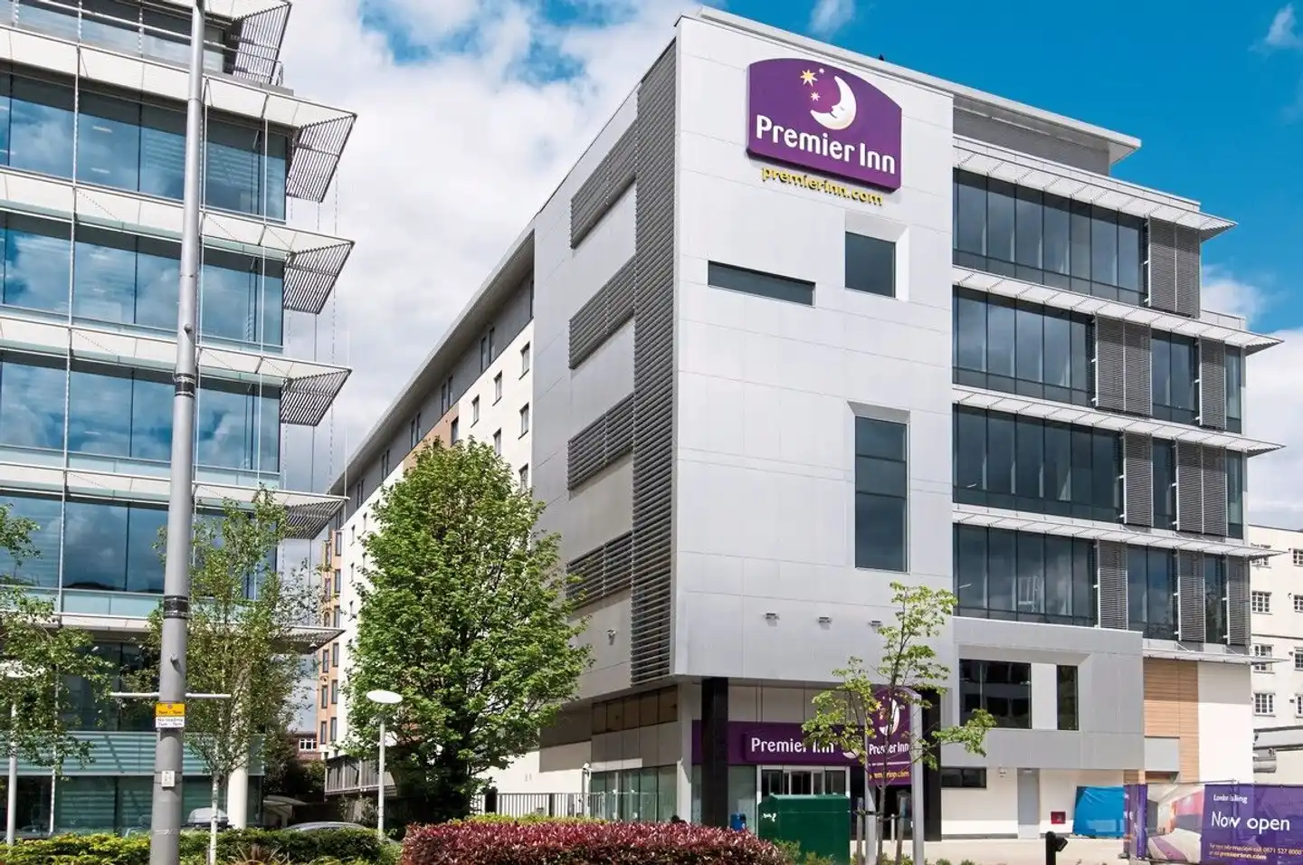 Premier Inn London Ealing Aussenansicht
