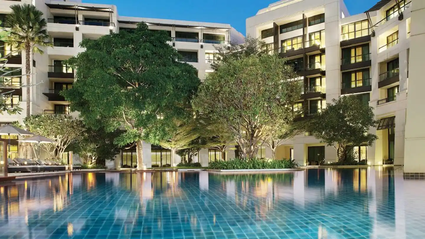 Siam Kempinski Hotel Bangkok Pool