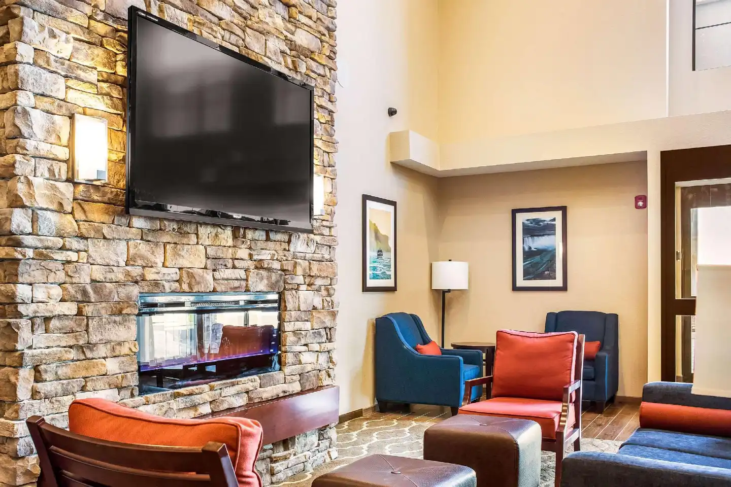 Comfort Inn & Suites Niagara Falls Wohnbeispiel