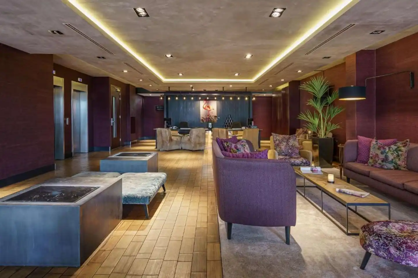 DoubleTree by Hilton Hotel Amsterdam - NDSM Wharf Lobby