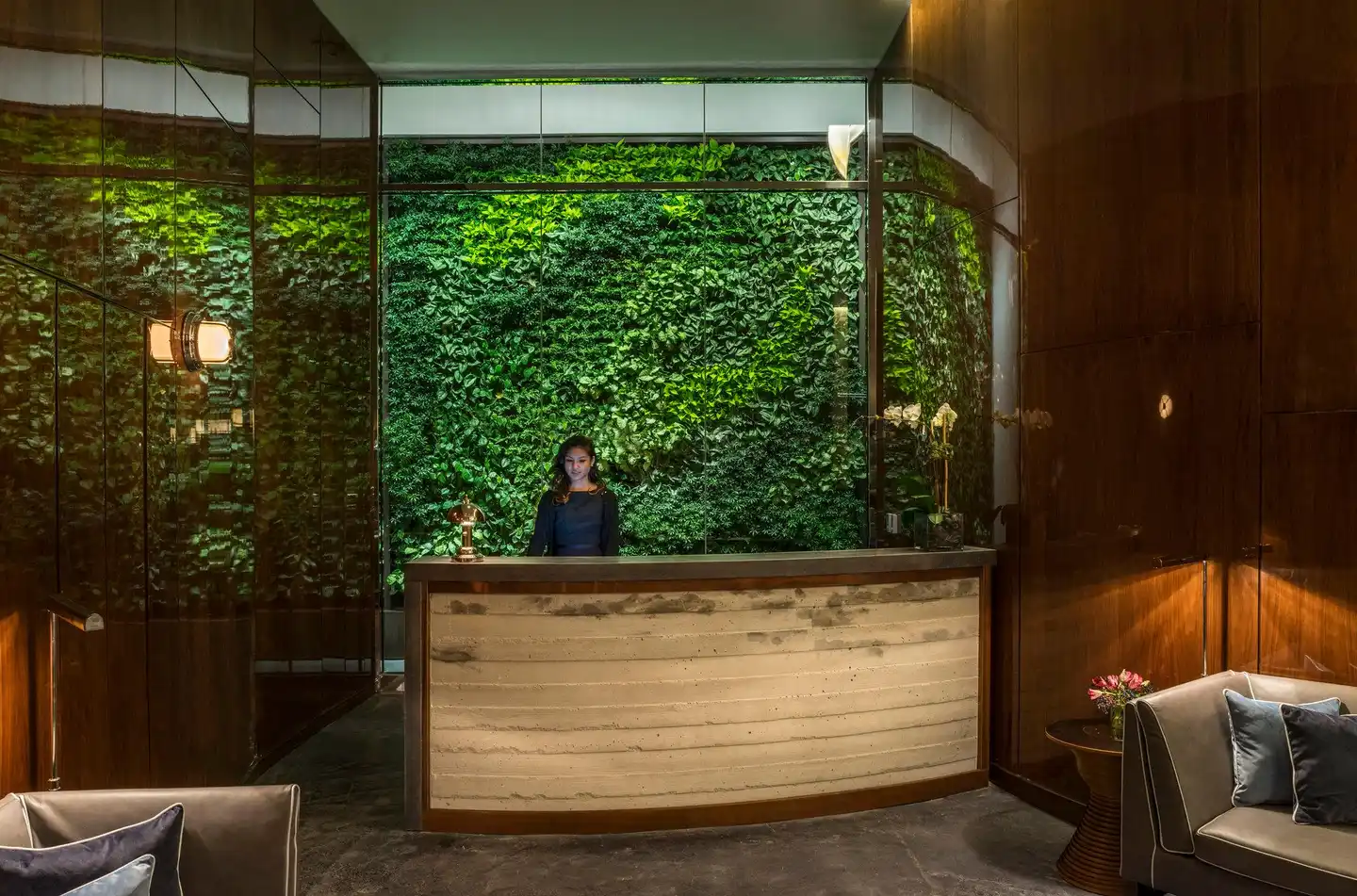 Hotel Hugo Lobby