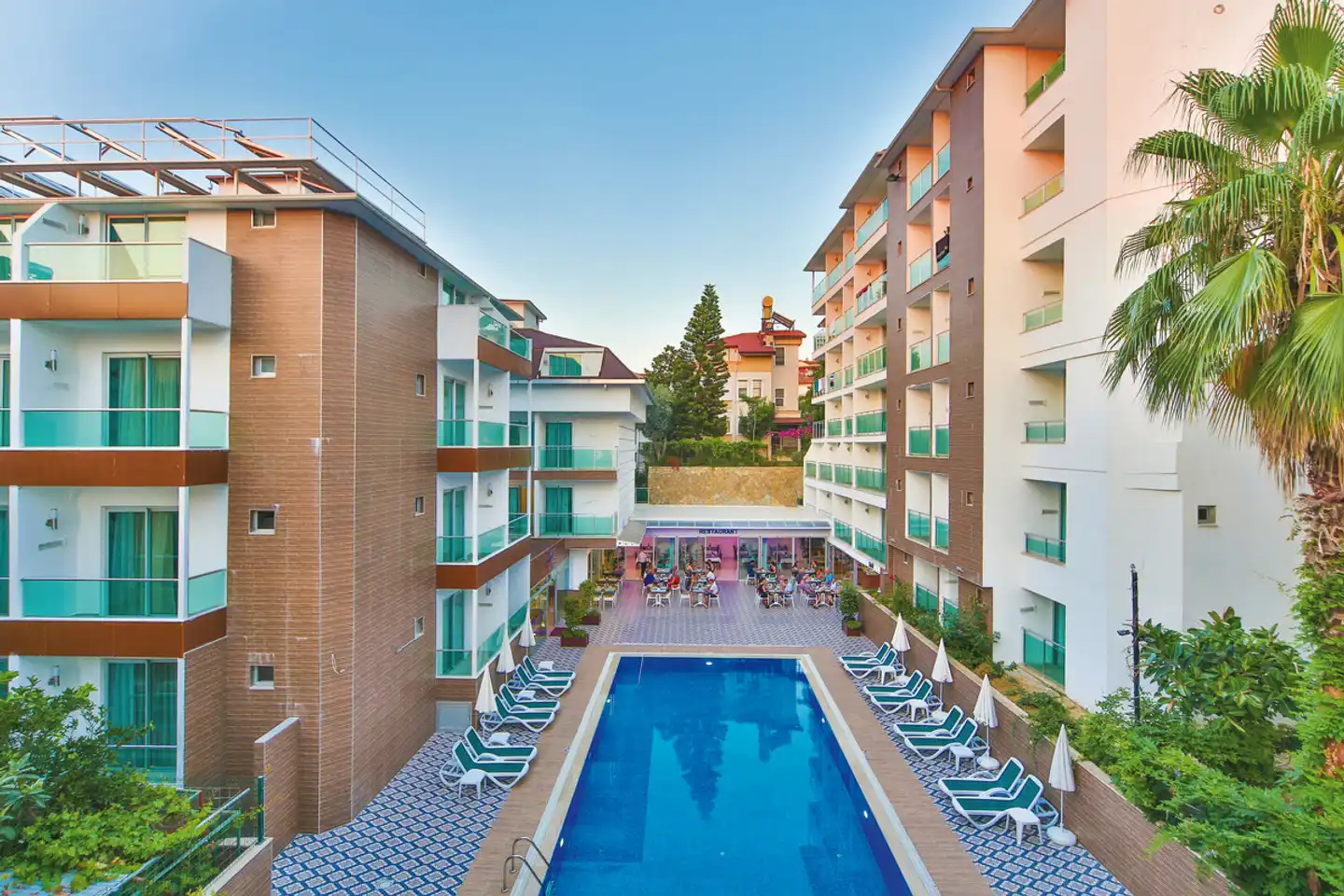 Kleopatra Atlas Hotel Aussenansicht