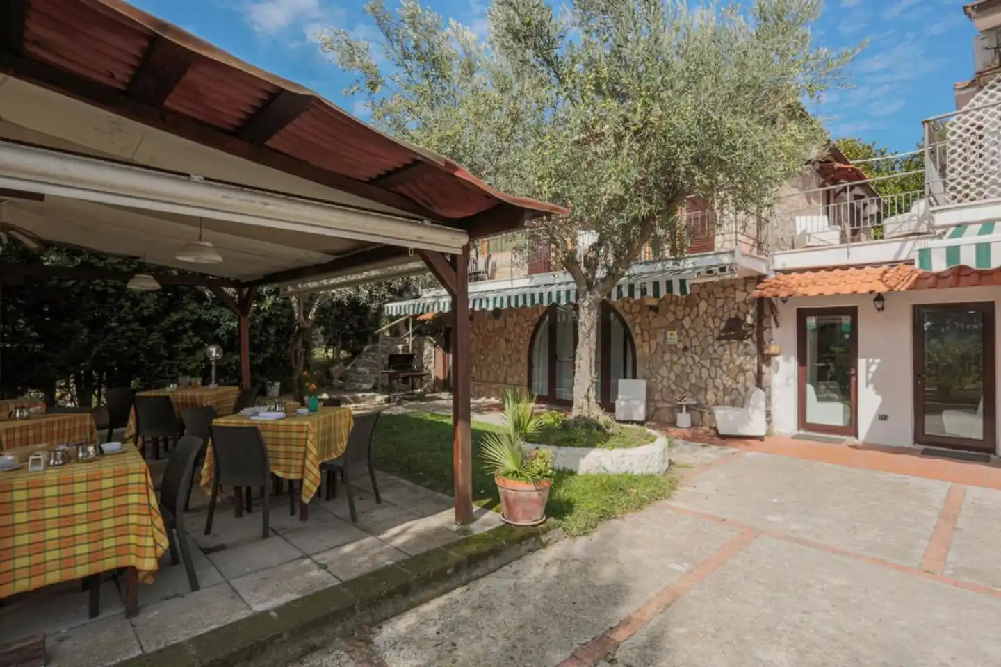 Relais Il Frantoio Terrasse