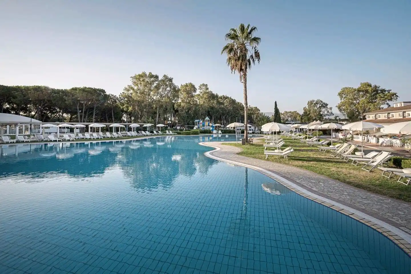 Salice Club Resort Pool