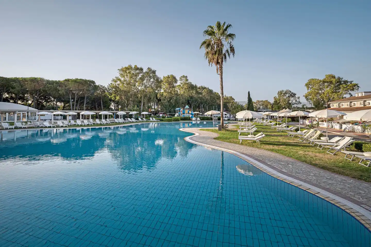 Salice Club Resort Pool