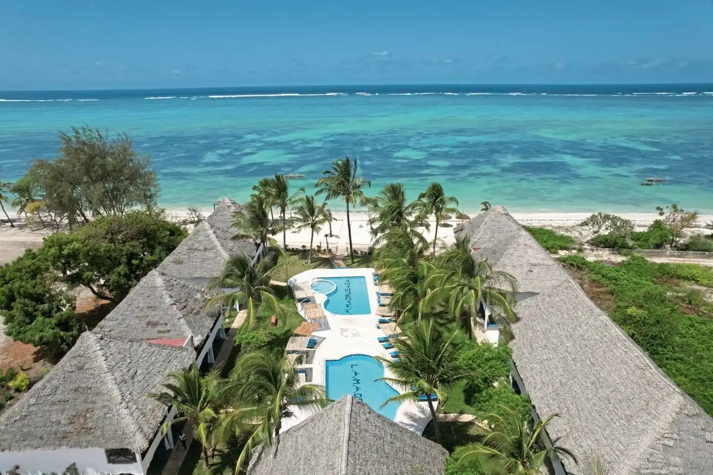 Nest Style Zanzibar Strand