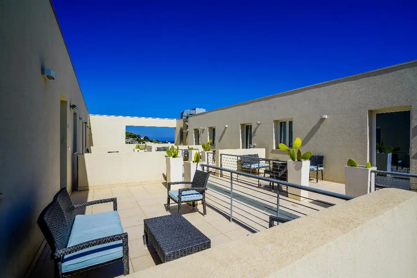 19 Condo Hotel Beach Resort Terrasse