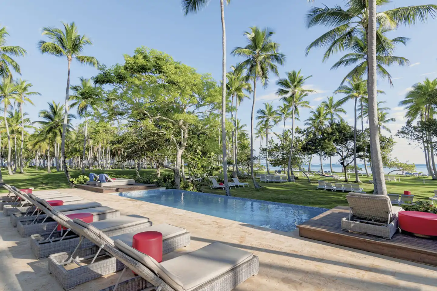 Select at Grand Paradise Samana Pool