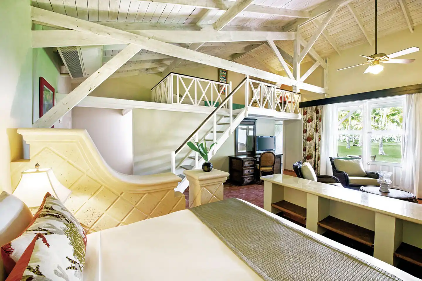 Select at Grand Paradise Samana Lobby