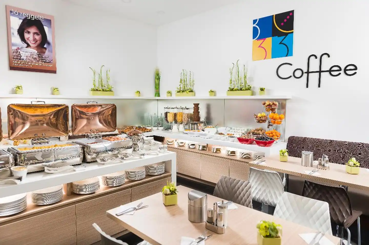 Bo33 Hotel Family & Suites Restaurant