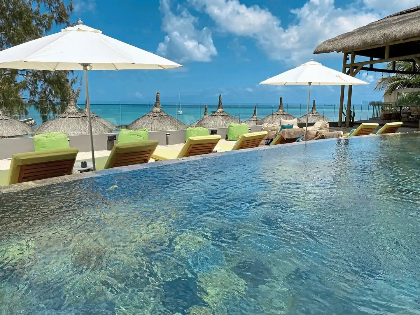 Wonders Beach Boutique Hotel Pool