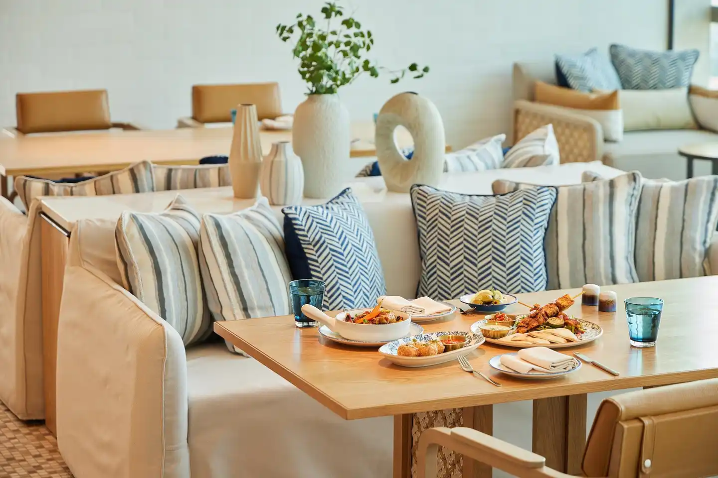 Eastin Grand Hotel Phayathai Restaurant