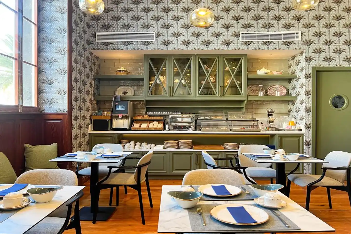 Boutique Hotel Cordial Plaza Mayor de Santa Ana Restaurant