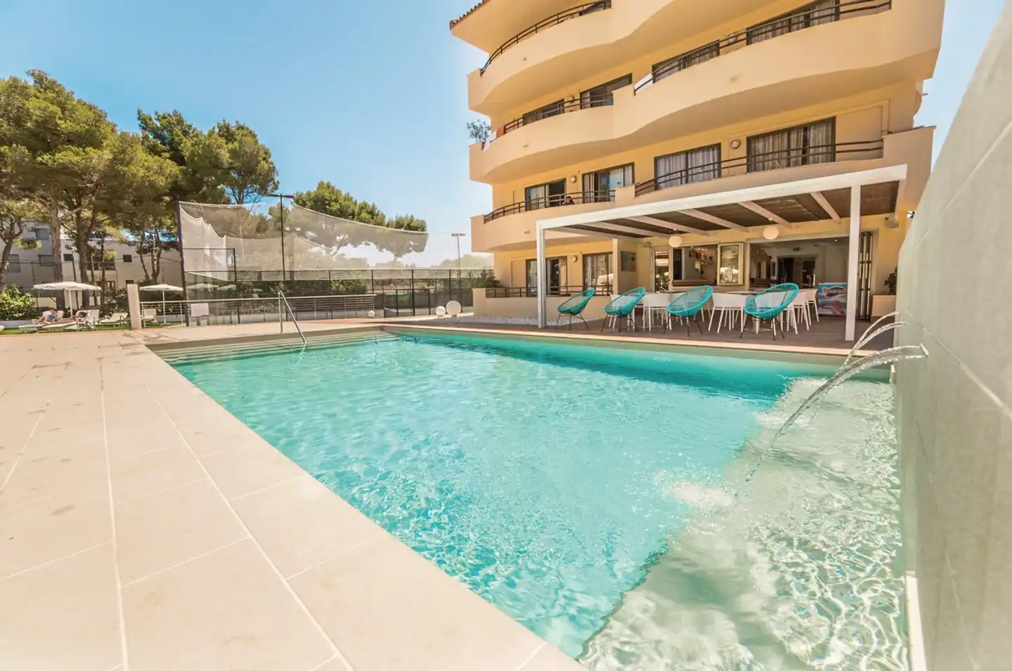 Petit Garden Hotel by Flacalco Pool