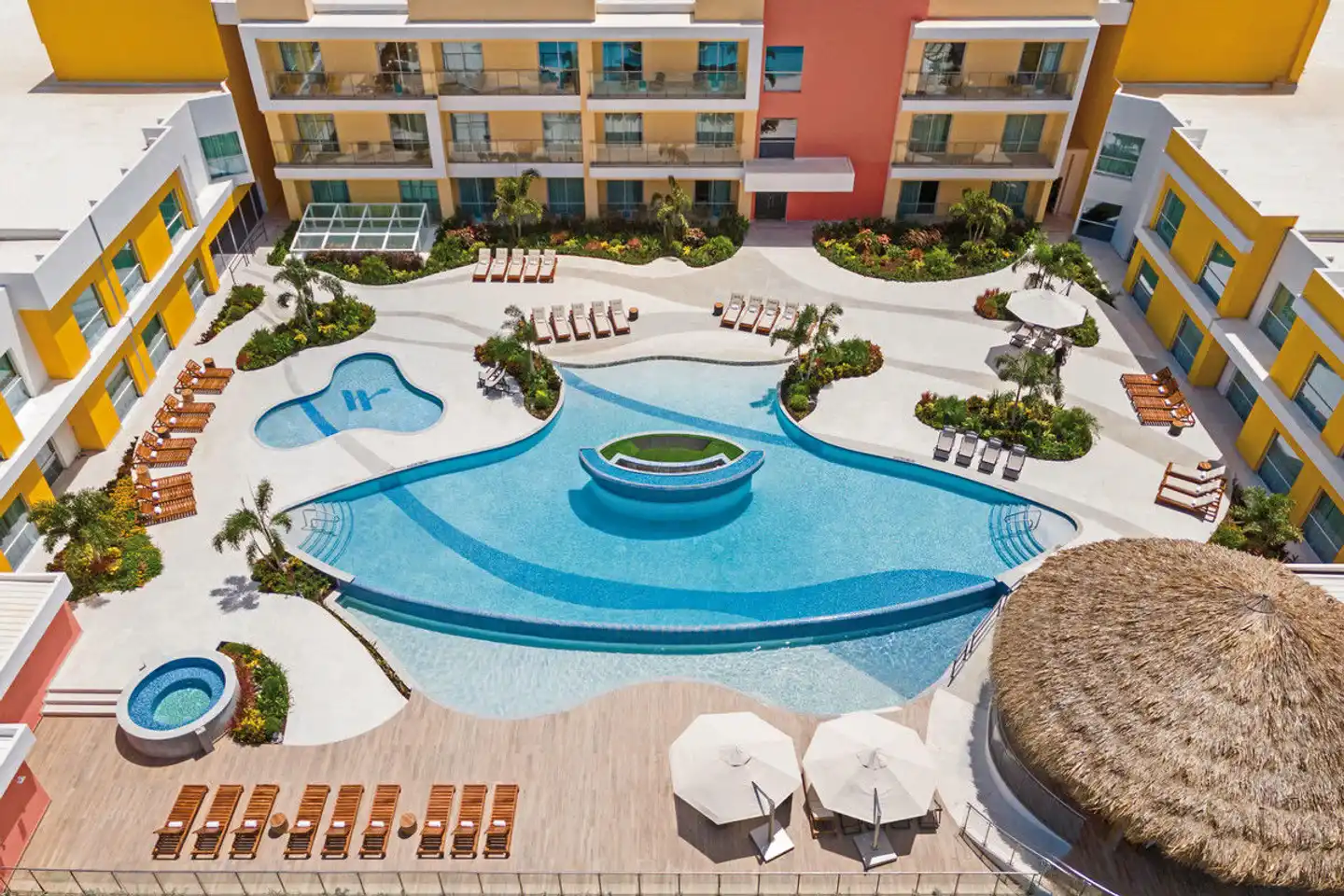Courtyard by Marriott Curaçao Pool
