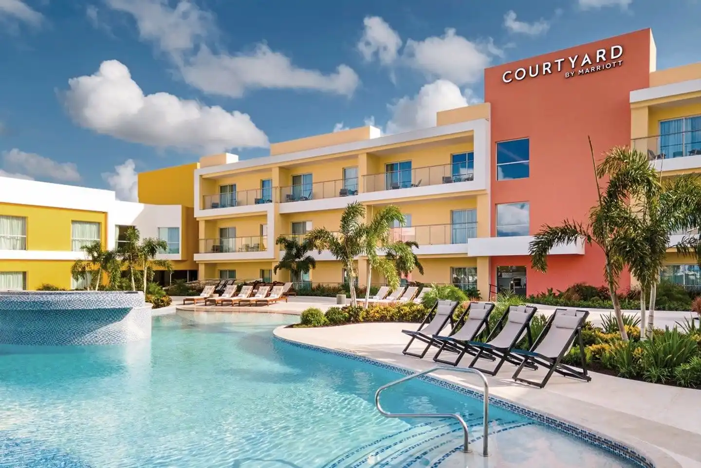 Courtyard by Marriott Curaçao Pool