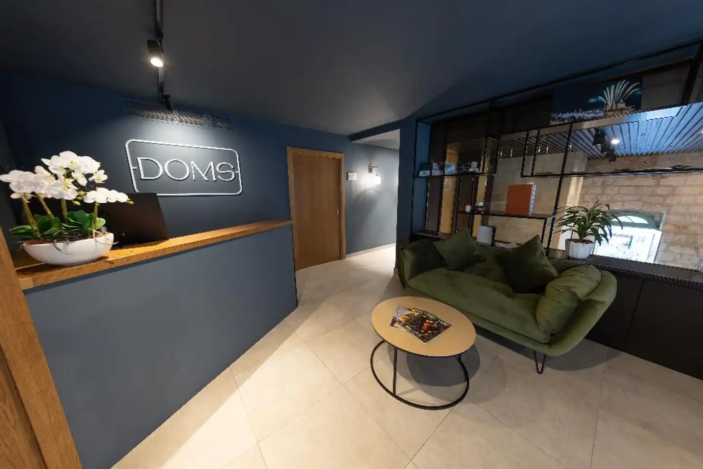 Dom's Boutique Hotel Lobby