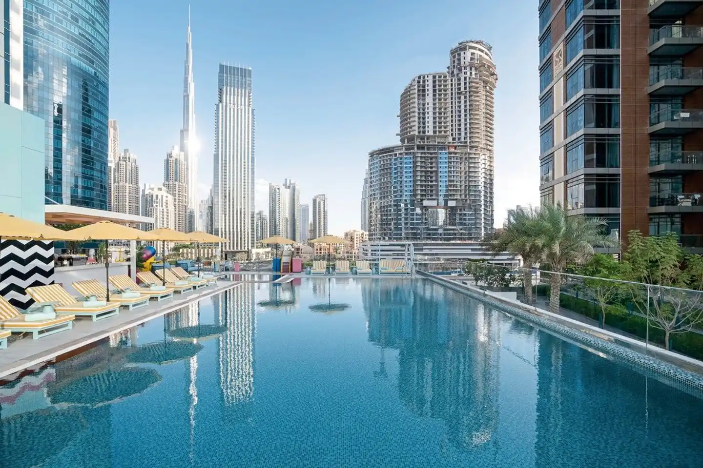 Pullman Dubai Downtown Pool