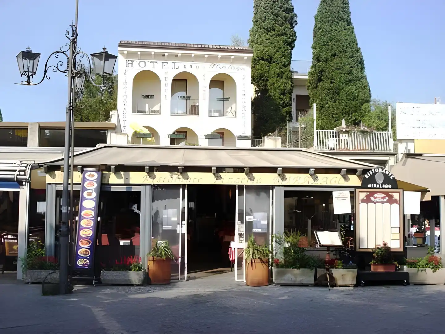Hotel Ristorante Miralago Aussenansicht