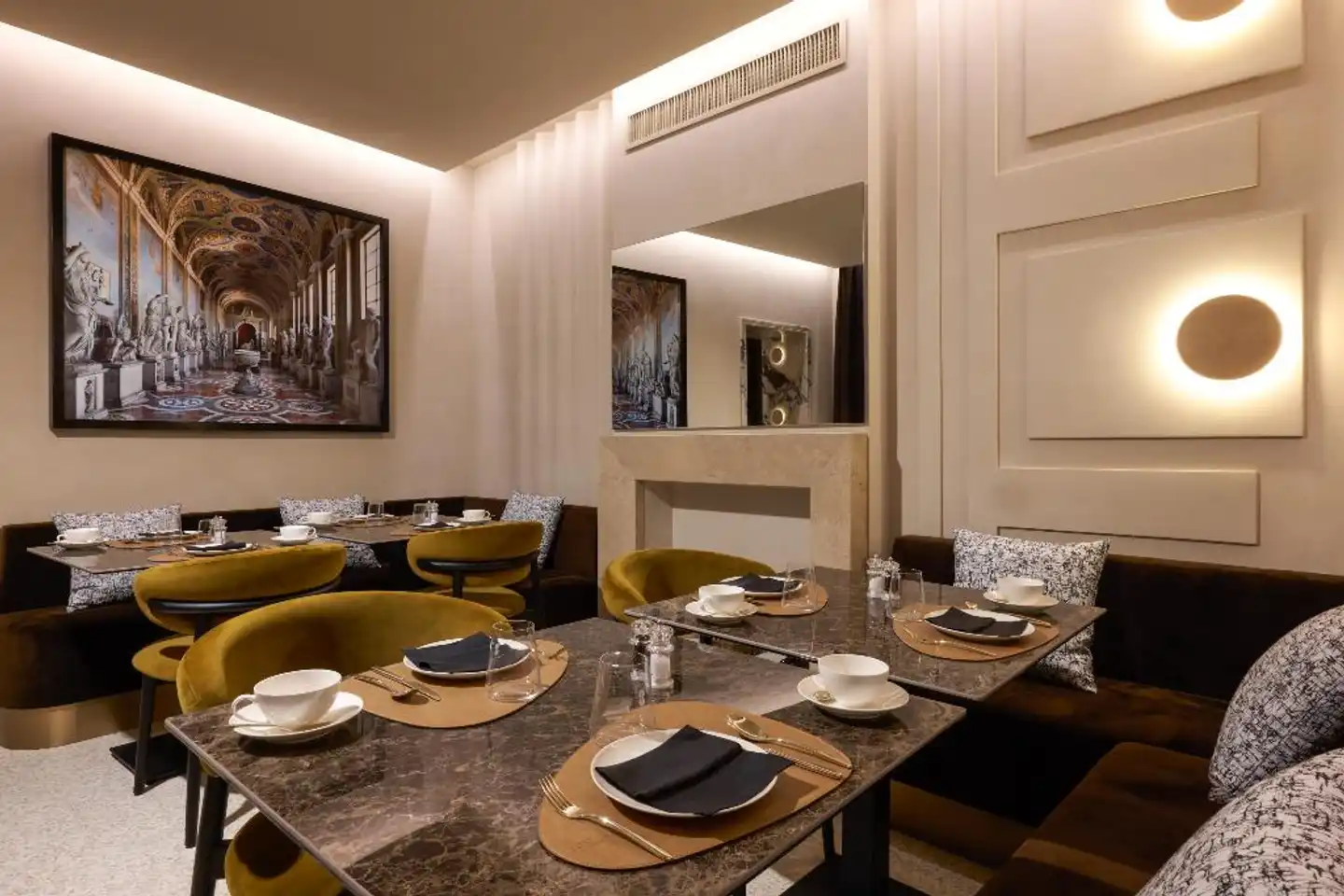 Borghese Contemporary Hotel Restaurant