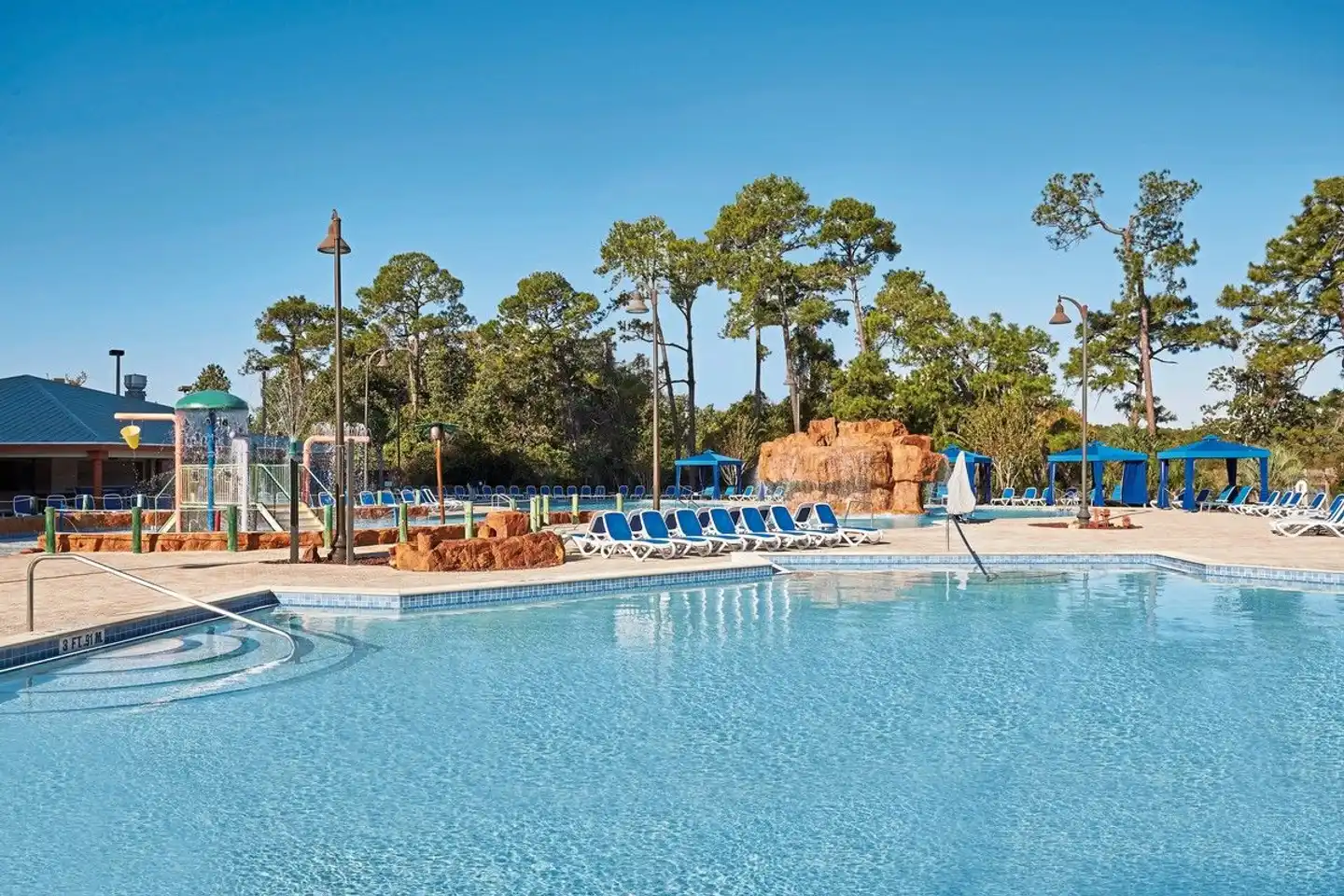 Wyndham Garden Lake Buena Vista Disney Springs Resort Area Pool