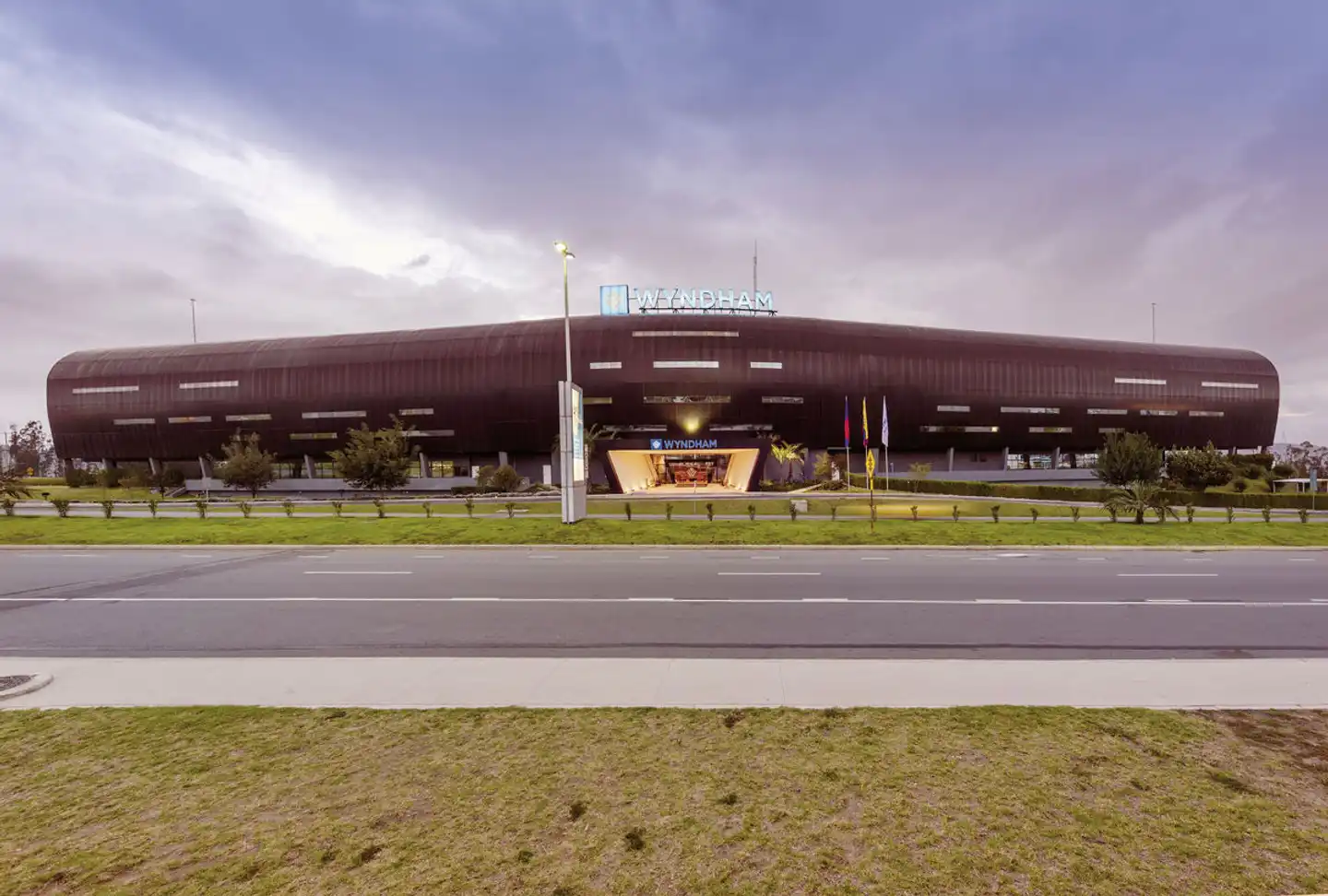 Wyndham Quito Airport Aussenansicht