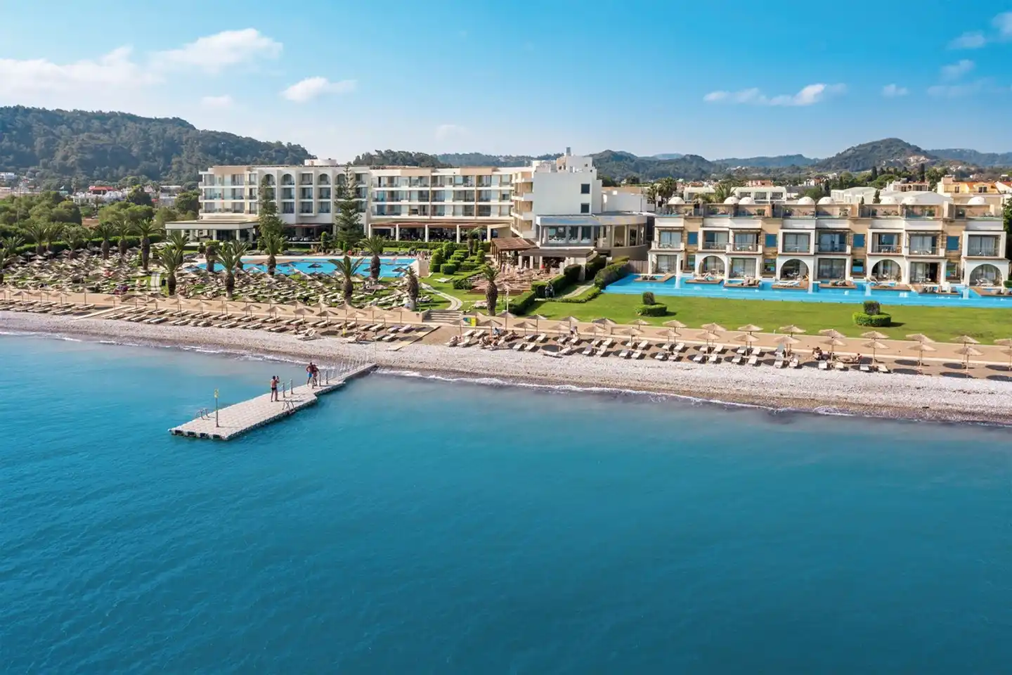 The Ixian Grand & All Suites Aussenansicht