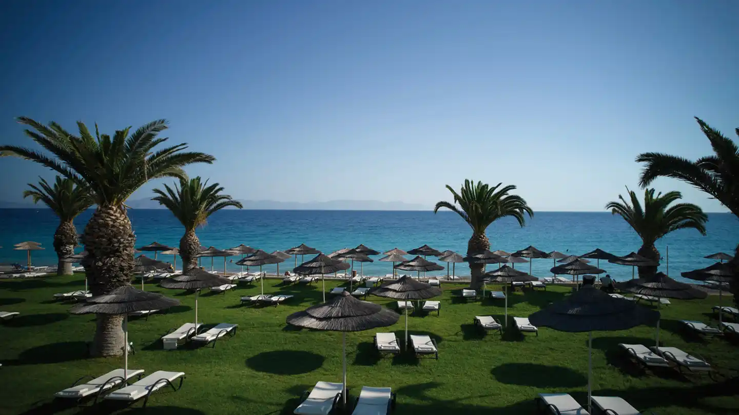 The Ixian Grand & All Suites Garten