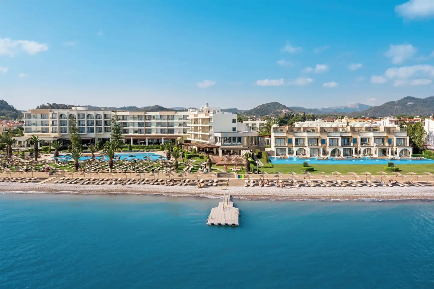 The Ixian Grand & All Suites Aussenansicht