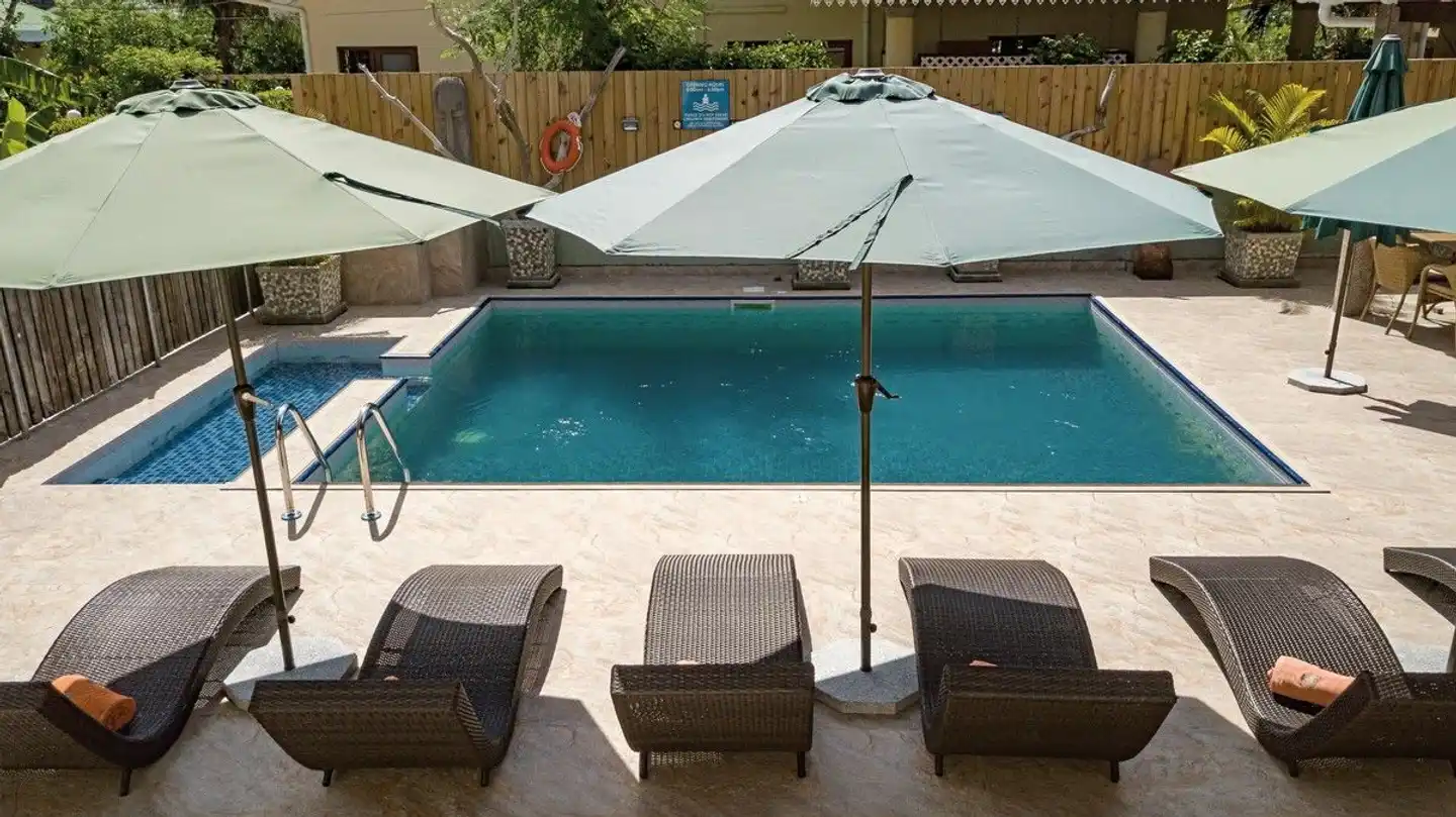 Chez Bea Luxury Villa Pool
