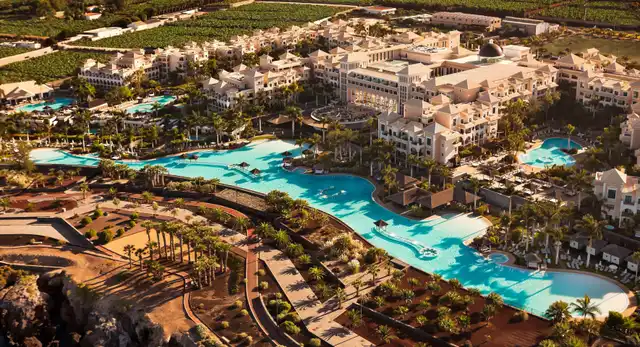 Gran Meliá Palacio de Isora Aussenansicht