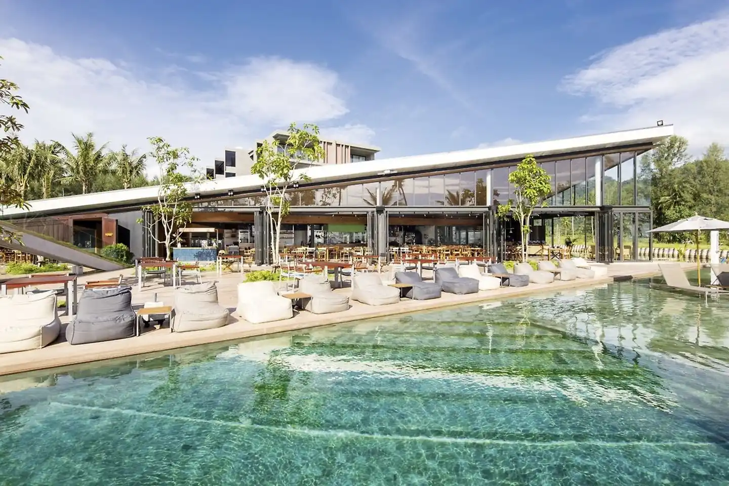 La Vela Khao Lak Aussenansicht