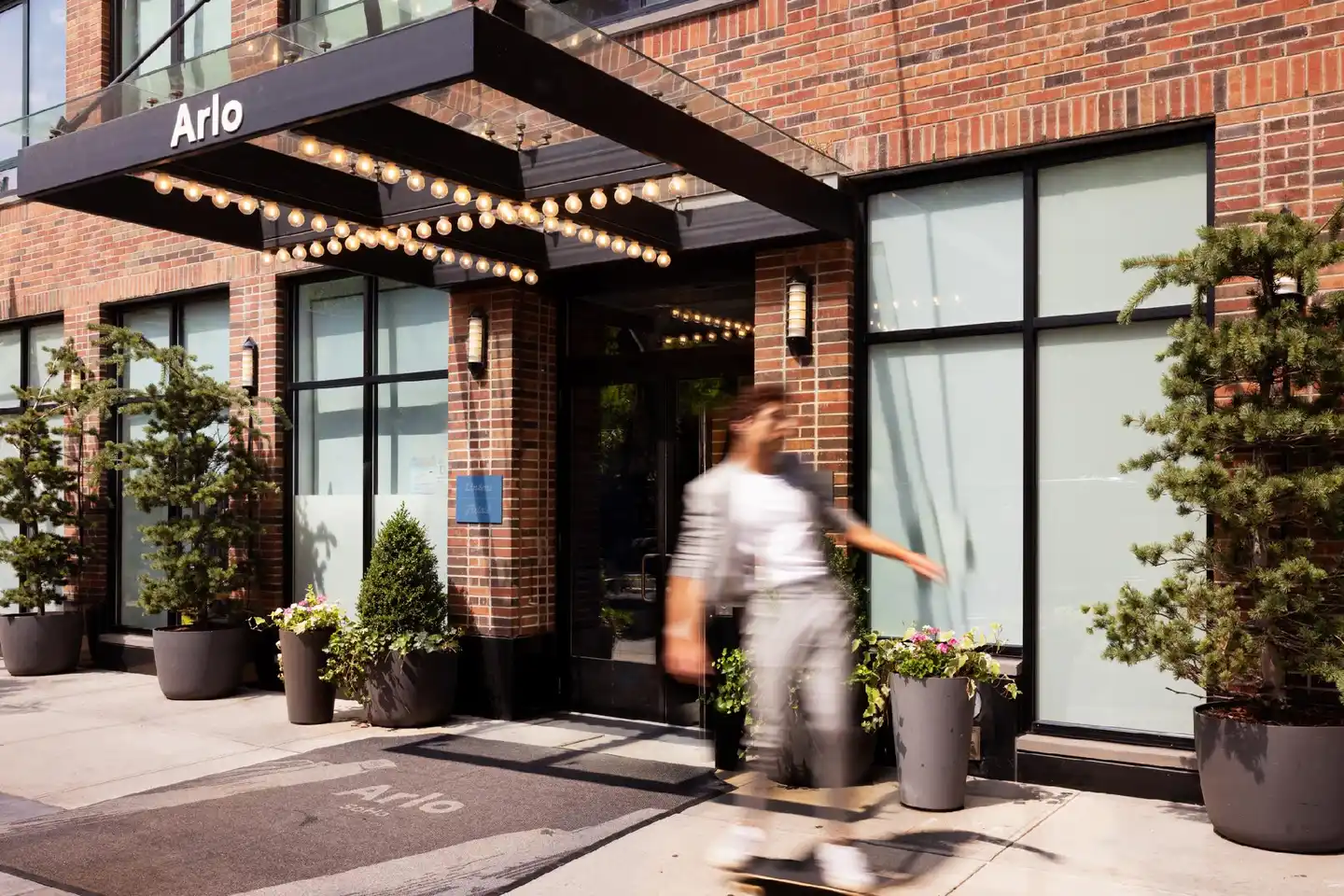 Arlo Williamsburg Lobby