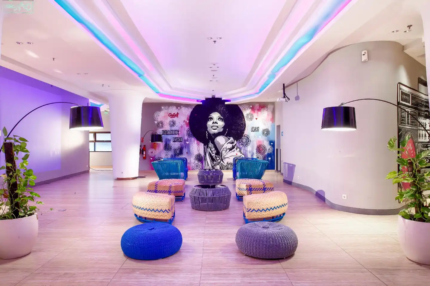 Sol House Bali Legian Lobby