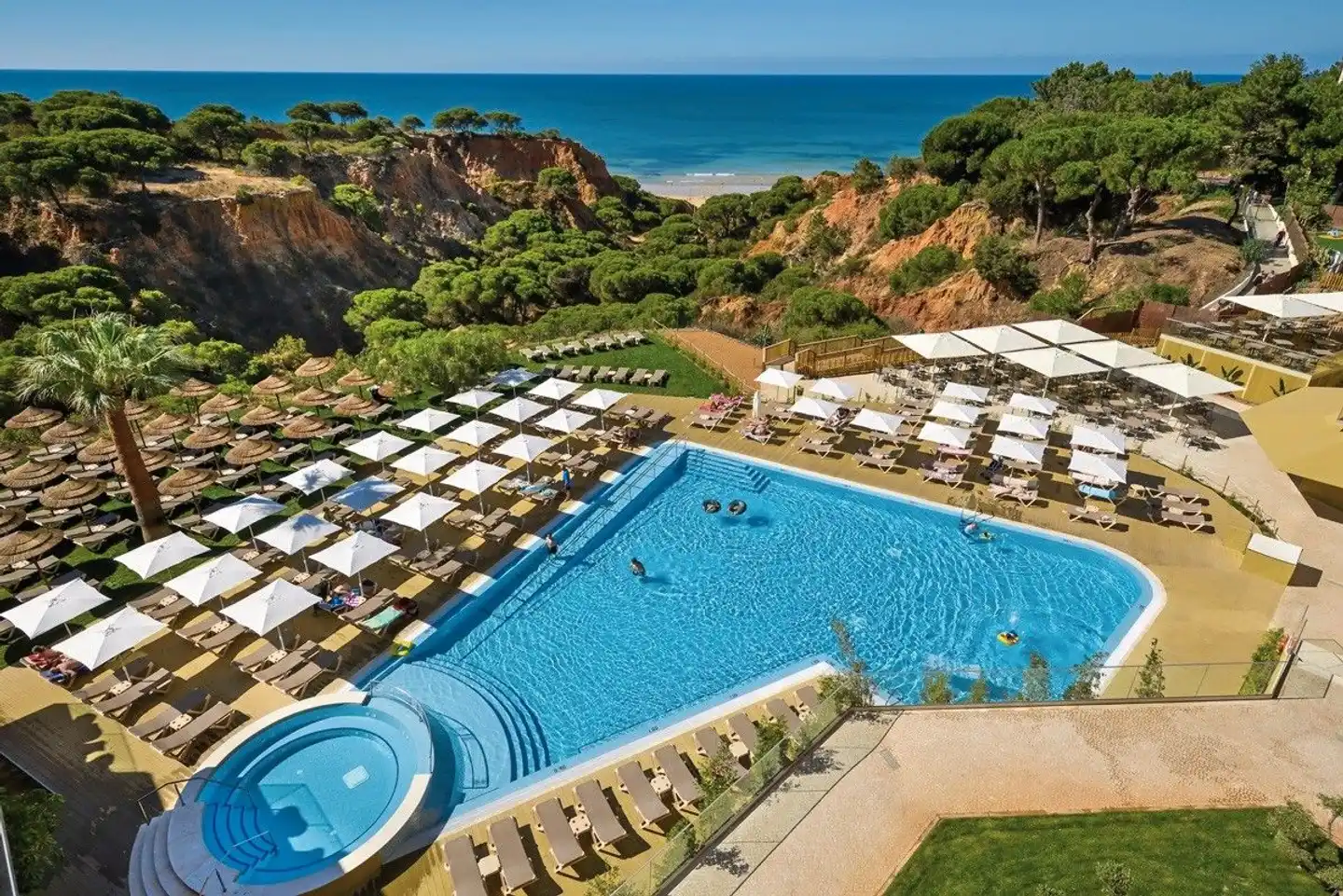 3HB Falésia Garden Pool