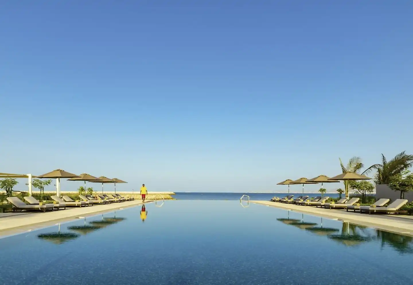 Kempinski Hotel Muscat Pool