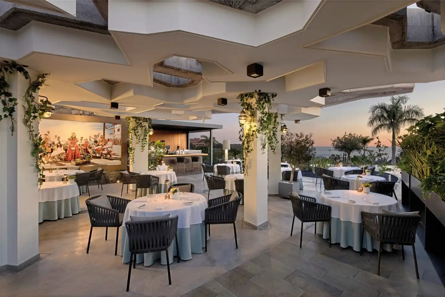 Royal Hideaway Corales Beach & Suites Restaurant