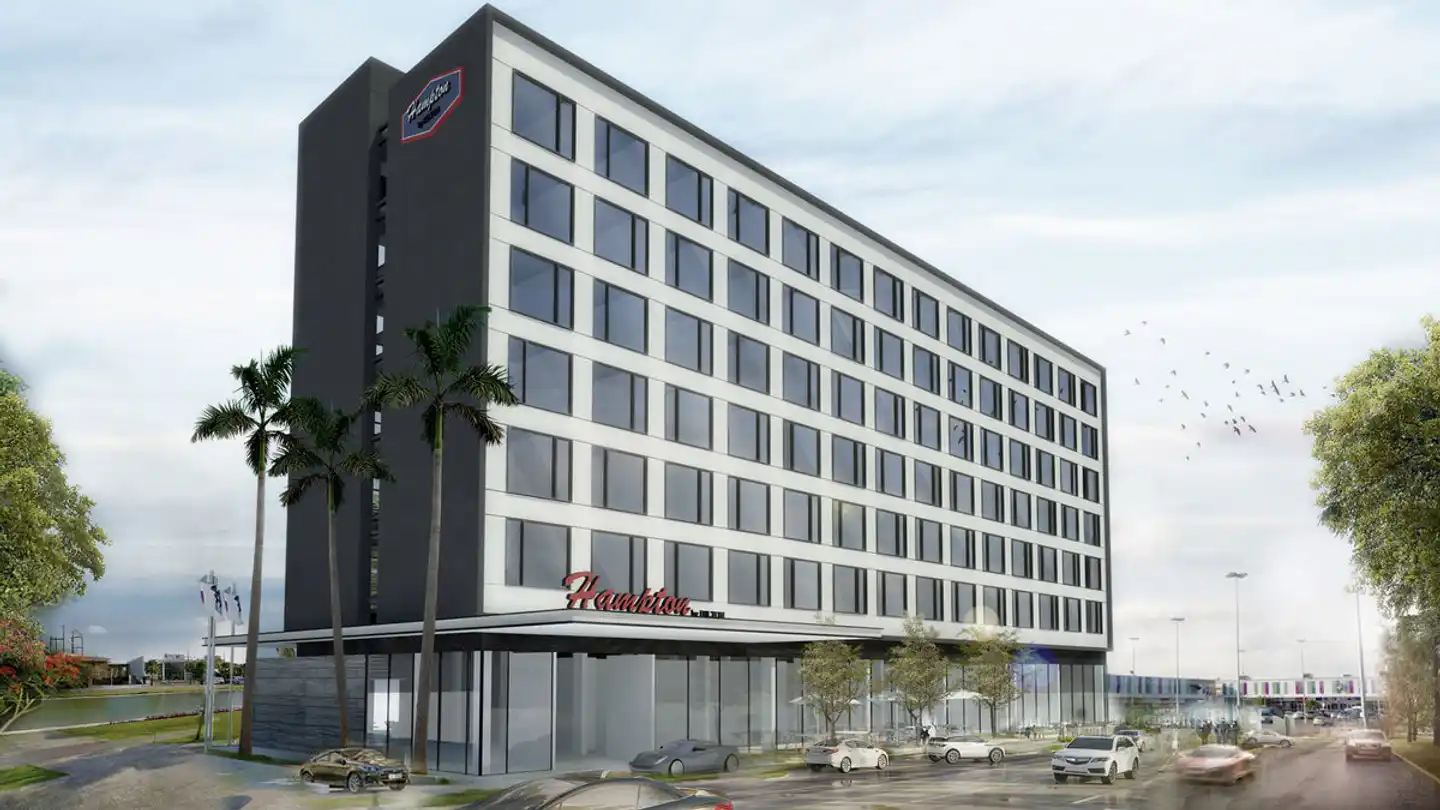 Hampton Inn Cancun Aussenansicht
