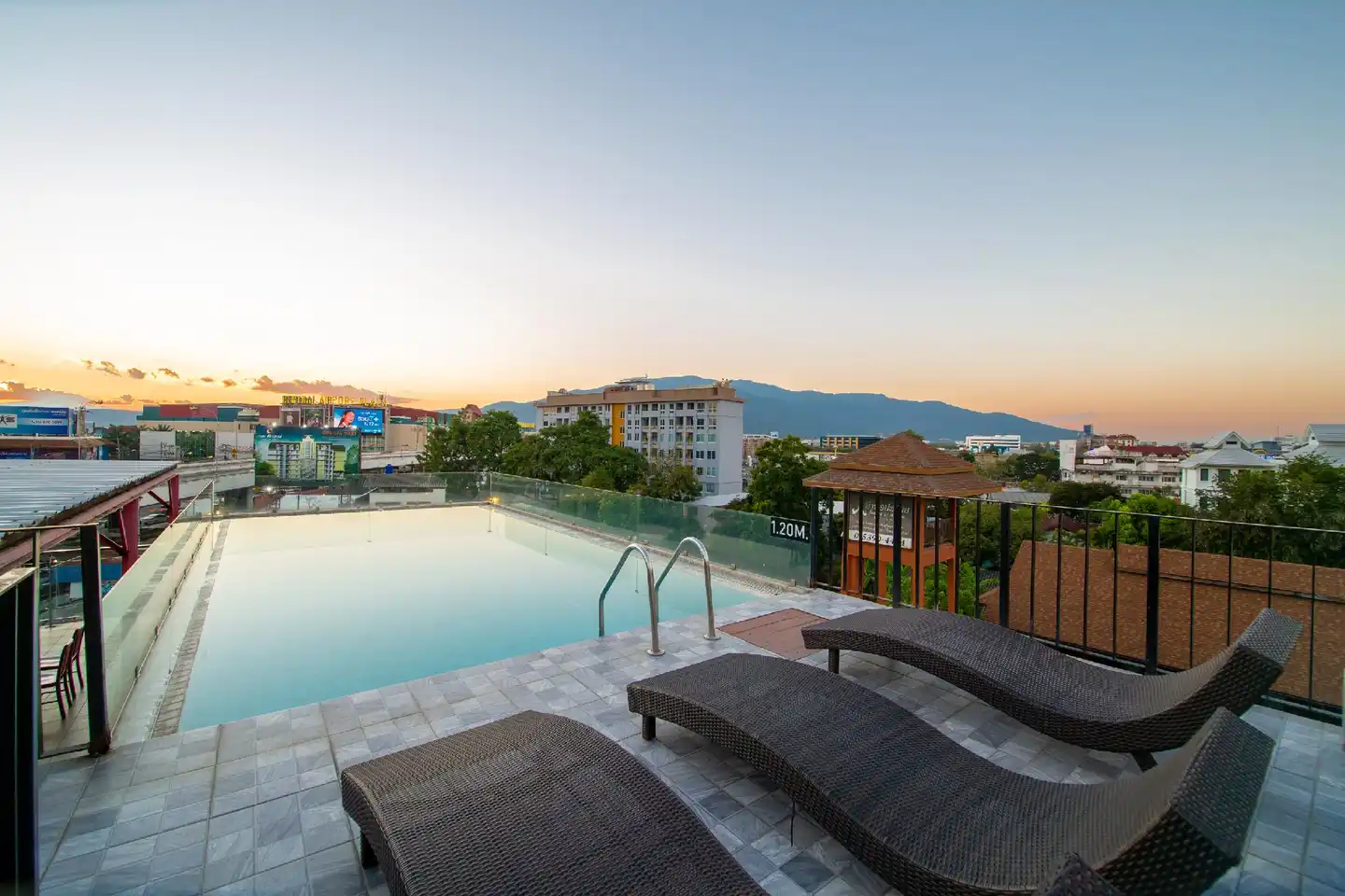 We Terminal Hotel Pool