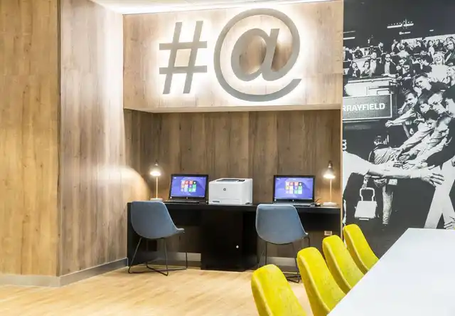 Courtyard by Marriott Edinburgh West Sport und Entertainment