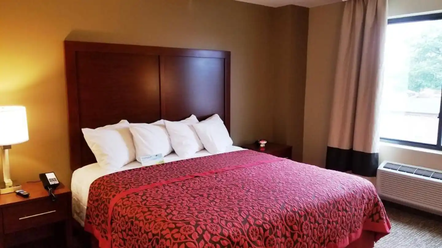Days Inn by Wyndham Brooklyn Marine Park Wohnbeispiel