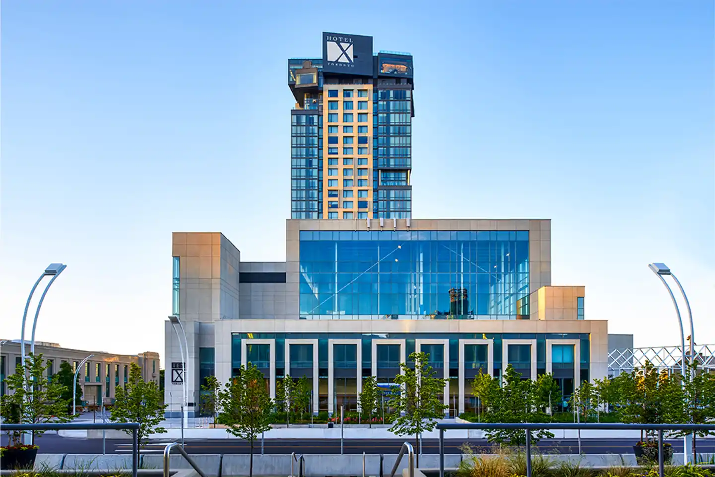 Hotel X Toronto by Library Hotel Collection Aussenansicht