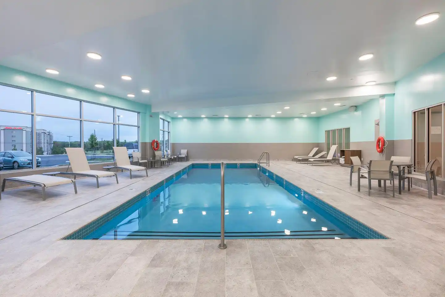 Holiday Inn Express & Suites Moncton Hallenbad