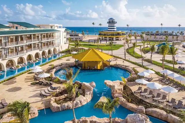 Ocean El Faro Pool
