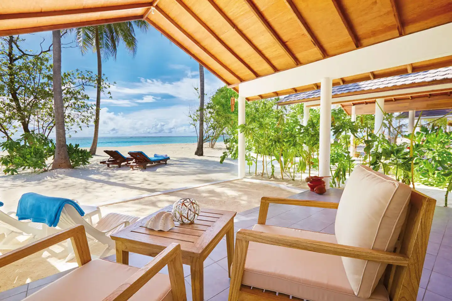 Innahura Maldives Resort Terrasse