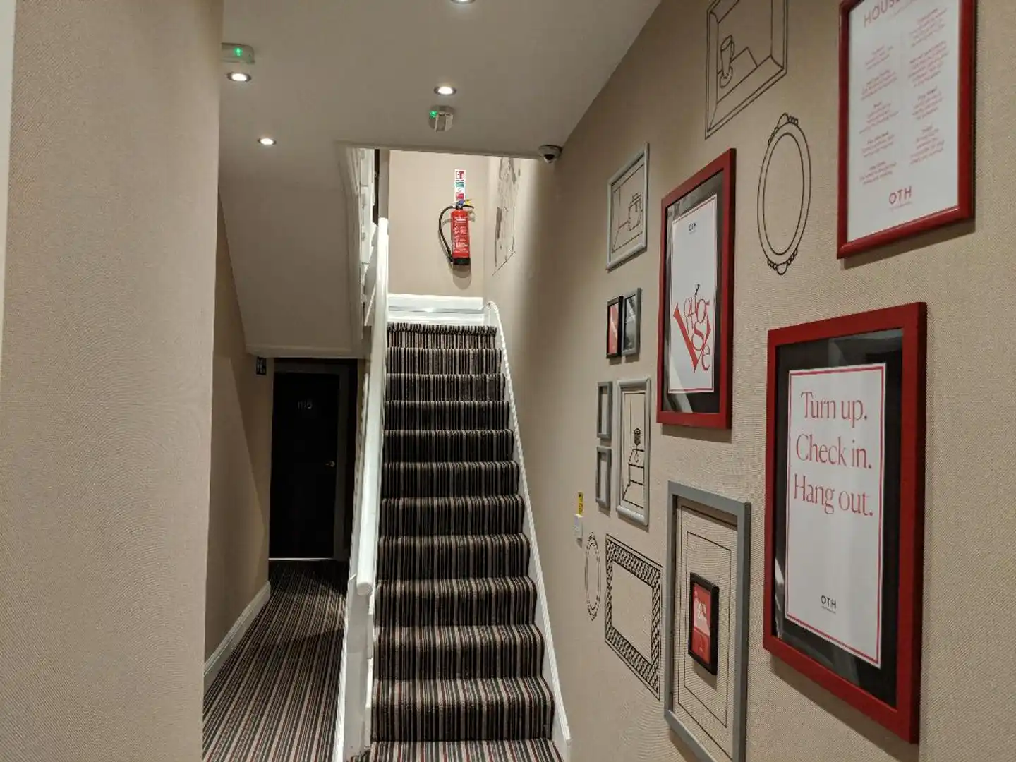 OYO Townhouse 30 Sussex Lobby