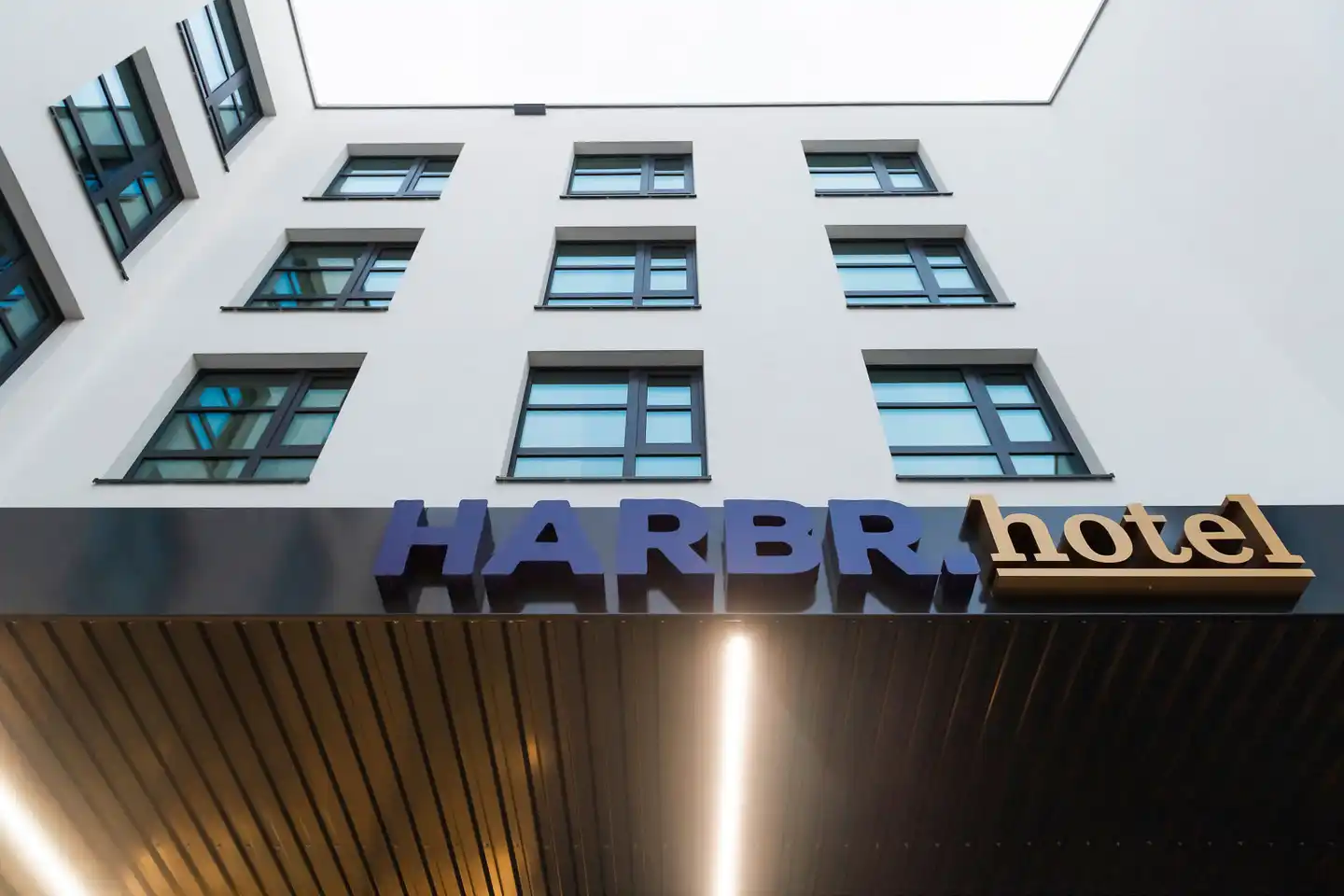 HARBR. hotel Heilbronn Modellaufnahme